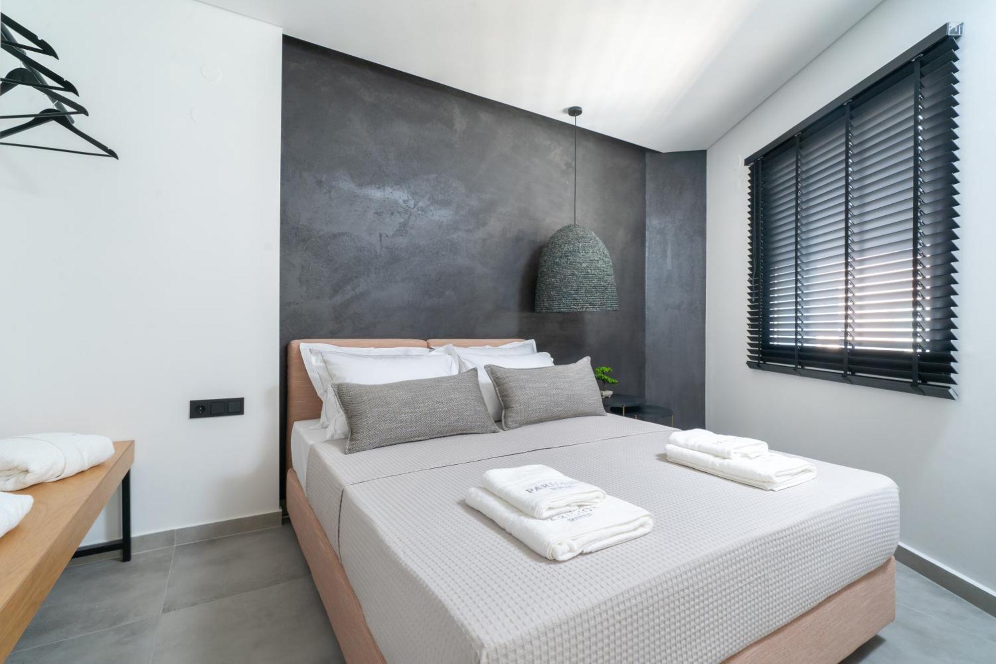 Parilion Suites Потос Экстерьер фото